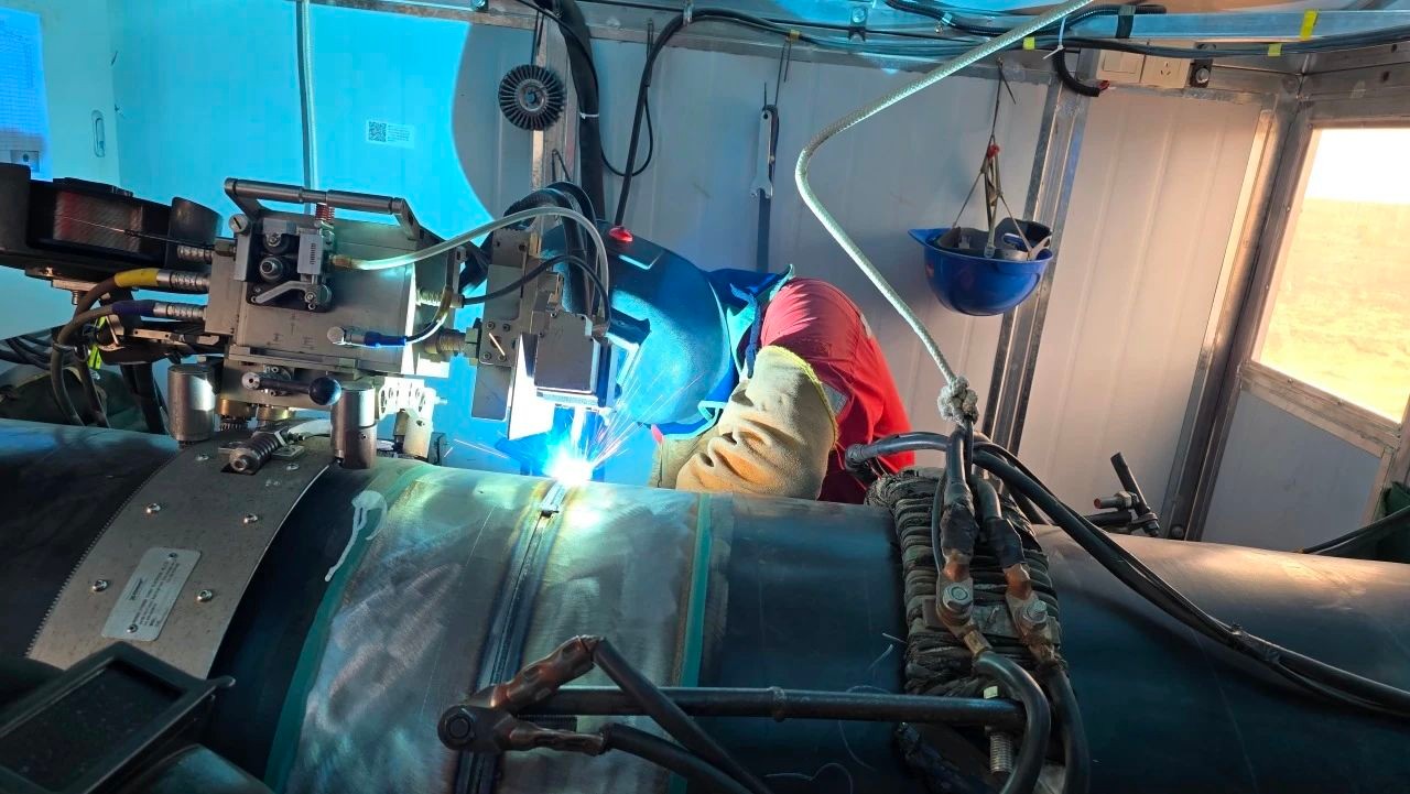 Xionggu automatic welding machine helps the construction of Zhundong coal-to-gas pipeline project