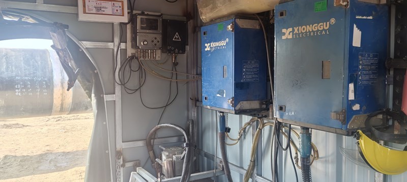 Xionggu automatic welding equipment.jpg